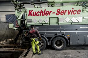 Servicefahrzeug der Kuchler Gruppe für den Abscheider-Notdienst